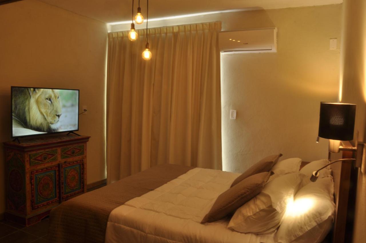 Casa Alevines Hostel & Suites Punta del Este Ngoại thất bức ảnh